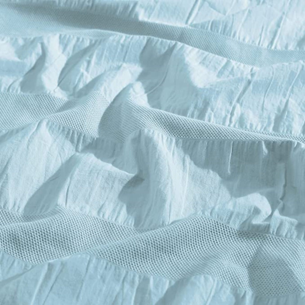 Close-up of breathable cotton fabric on the Moselle duvet cover